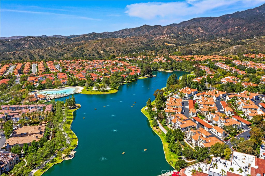 MLS #OC25199052 image #35