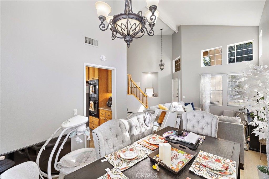 MLS #OC25199052 image #8