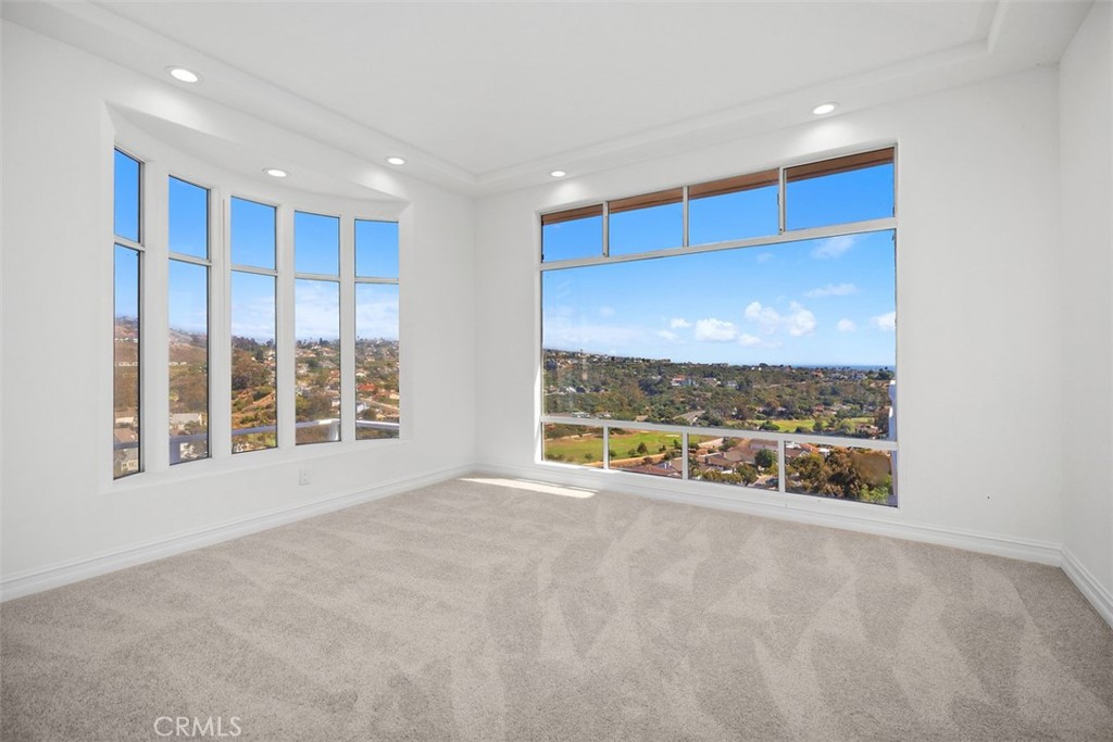 MLS #OC25199068 image #10