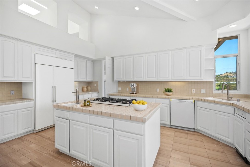 MLS #OC25199068 image #22