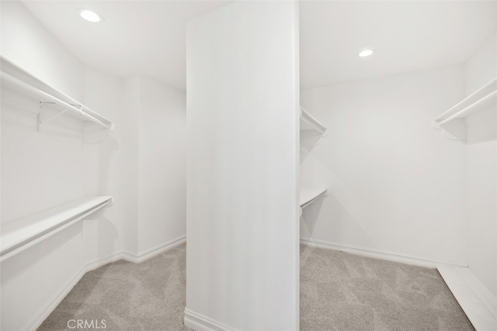 MLS #OC25199068 image #32