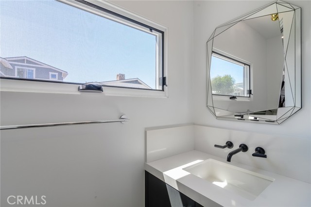 MLS #OC25199161 image #12