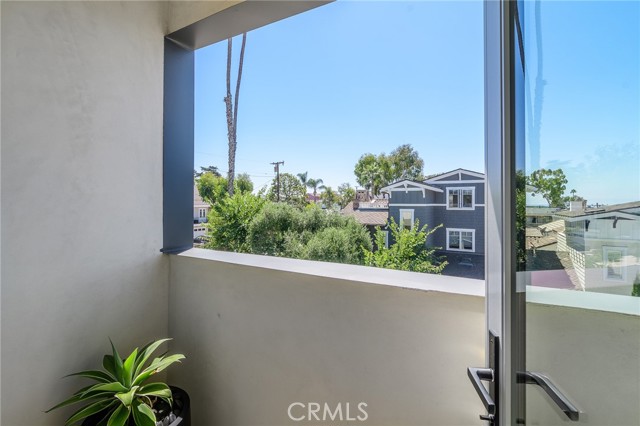 MLS #OC25199161 image #15