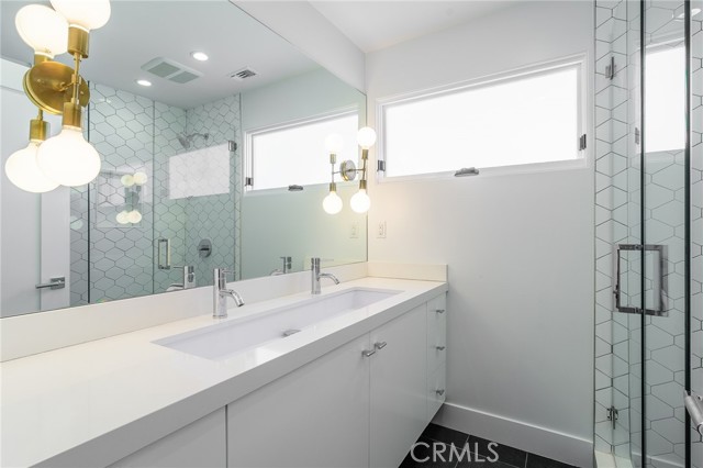 MLS #OC25199161 image #19