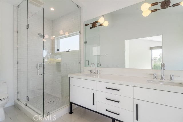 MLS #OC25199161 image #25