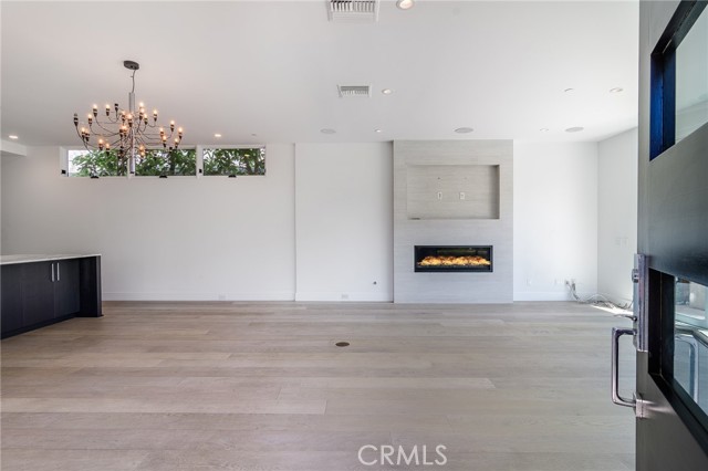 MLS #OC25199161 image #3