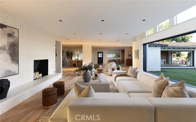 MLS #OC25199264 image #16