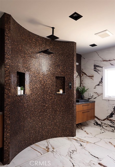 MLS #OC25199264 image #59