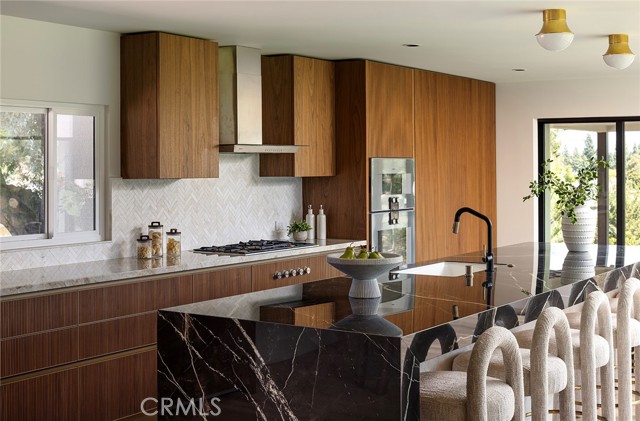 MLS #OC25199264 image #9