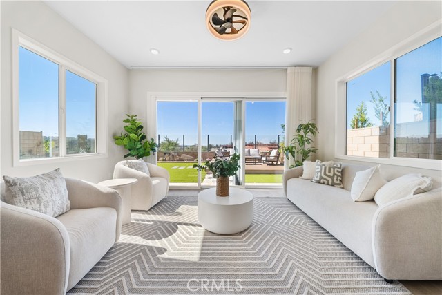 MLS #OC25199273 image #2