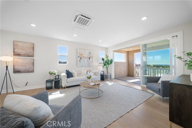 MLS #OC25199273 image #22