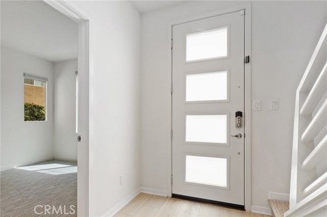 MLS #OC25199300 image #1