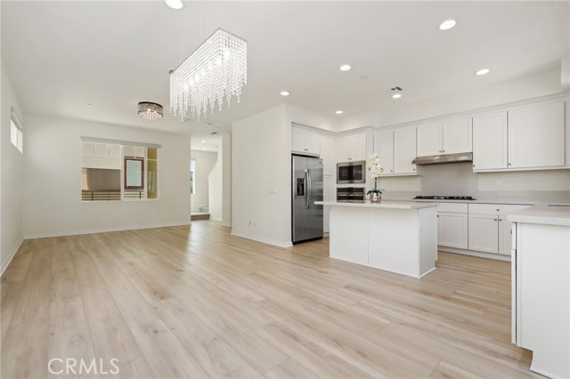 MLS #OC25199300 image #12