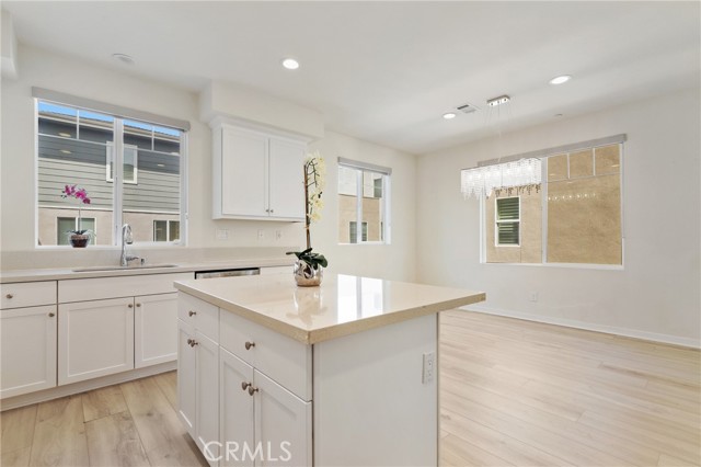 MLS #OC25199300 image #7