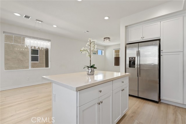 MLS #OC25199300 image #9