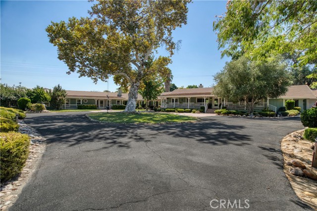 MLS #OC25199324 image #2