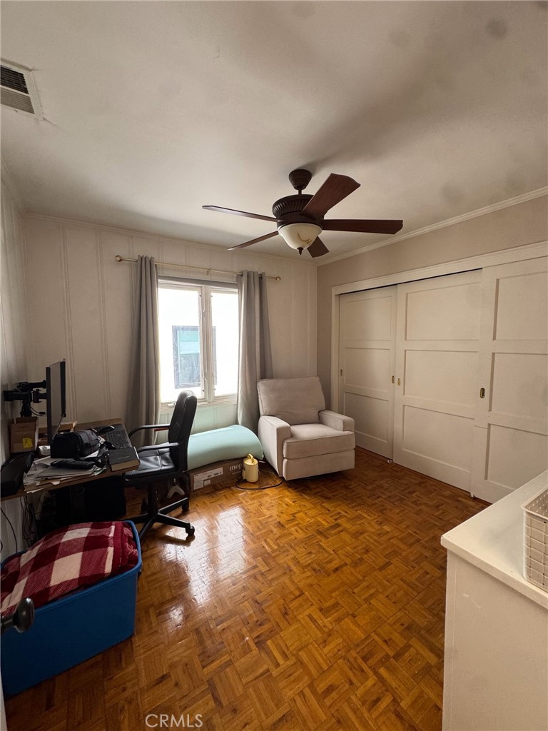 MLS #OC25199367 image #4