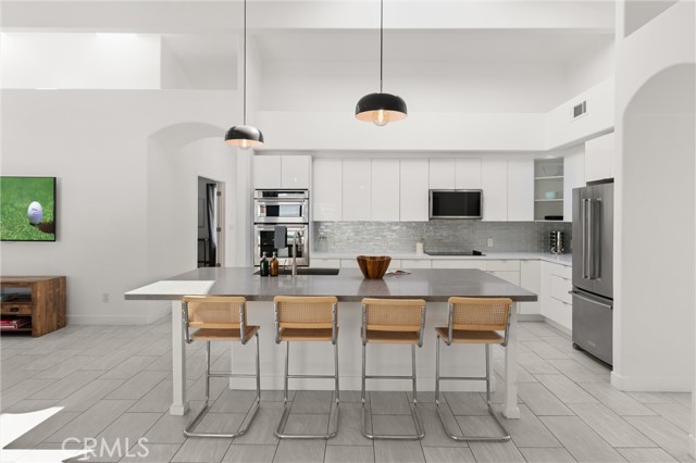 MLS #OC25199426 image #11