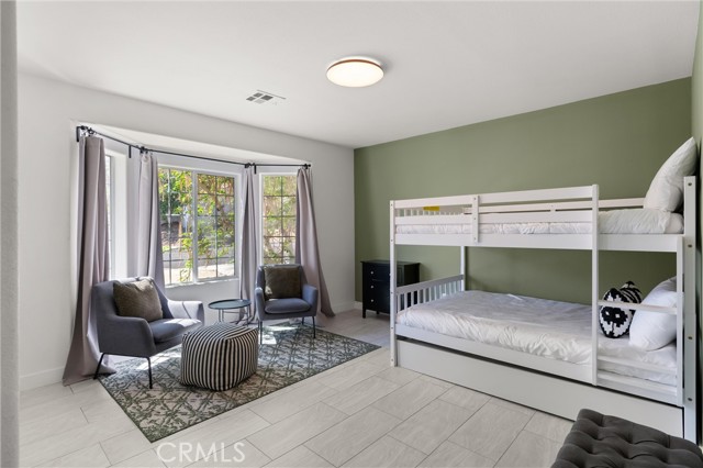 MLS #OC25199426 image #21