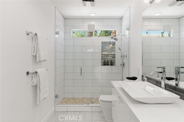 MLS #OC25199426 image #32