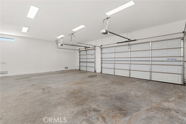 MLS #OC25199426 image #38