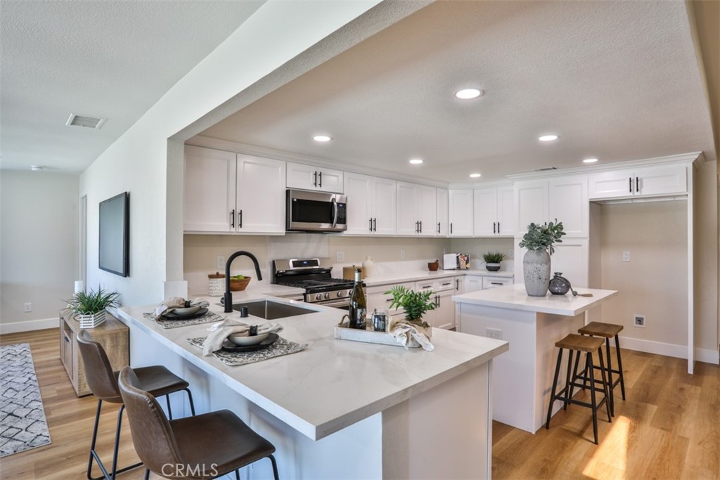 MLS #OC25199633 image #11