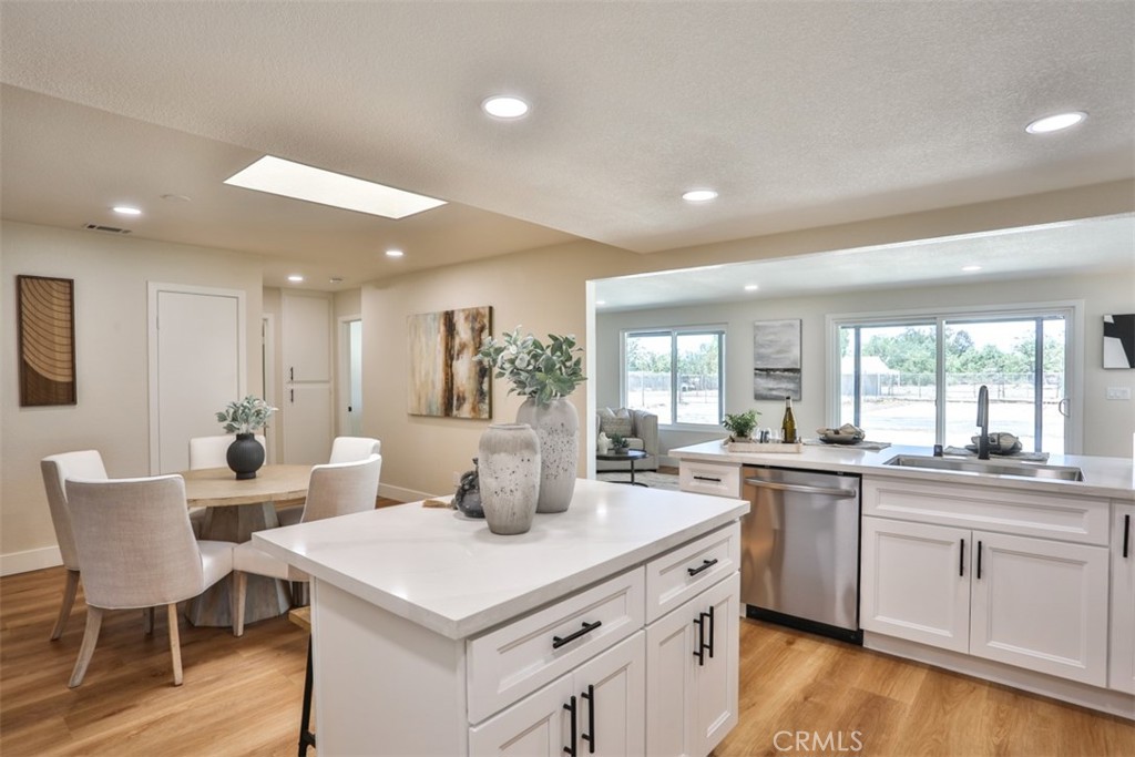 MLS #OC25199633 image #16