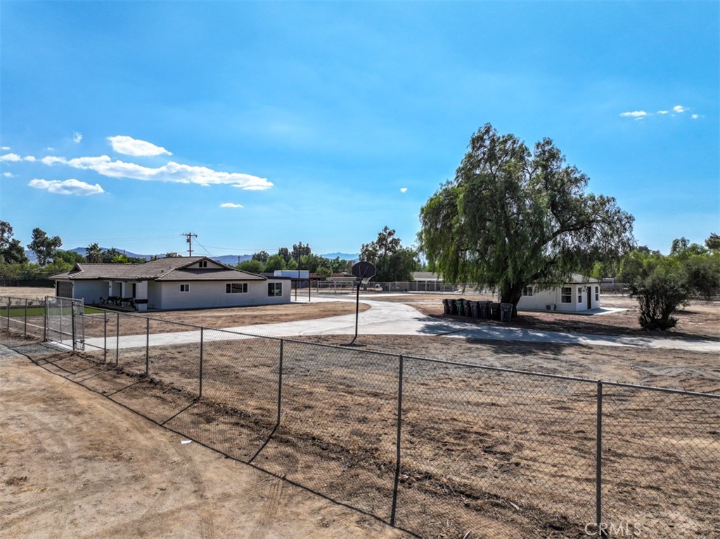 MLS #OC25199633 image #38