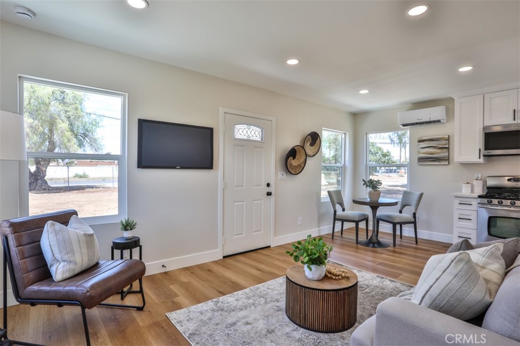 MLS #OC25199633 image #58