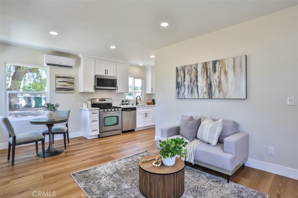 MLS #OC25199633 image #59