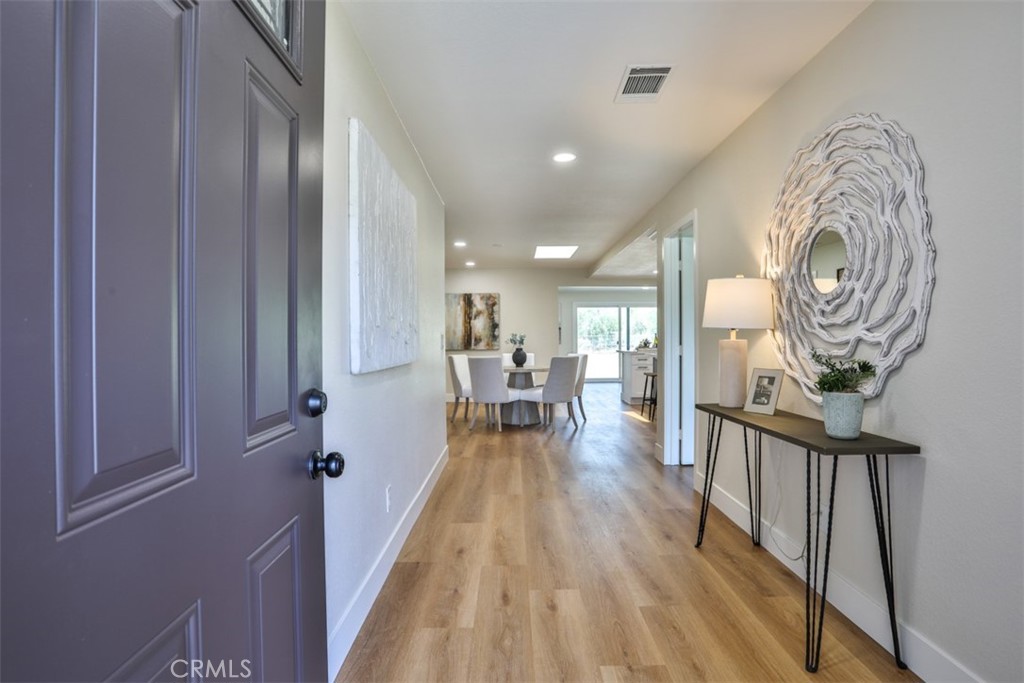 MLS #OC25199633 image #6