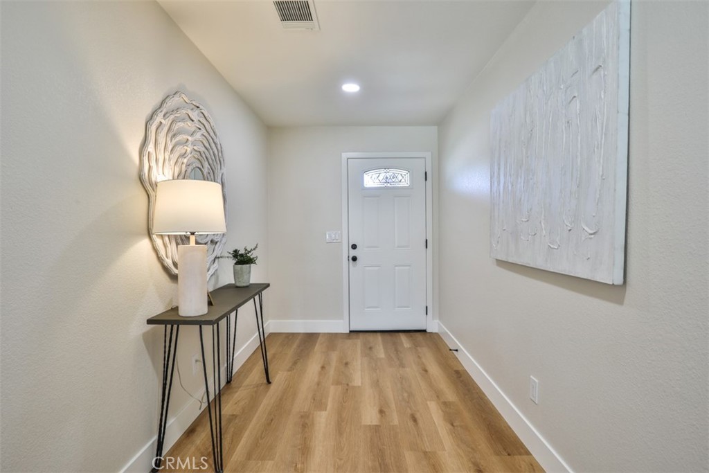 MLS #OC25199633 image #7