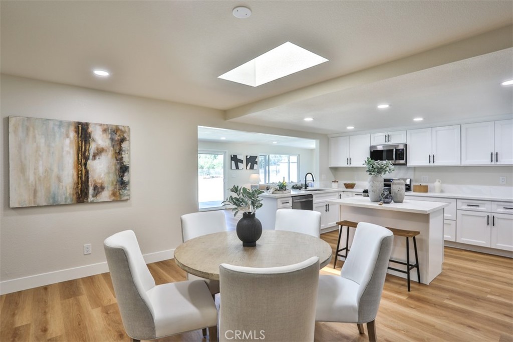 MLS #OC25199633 image #9