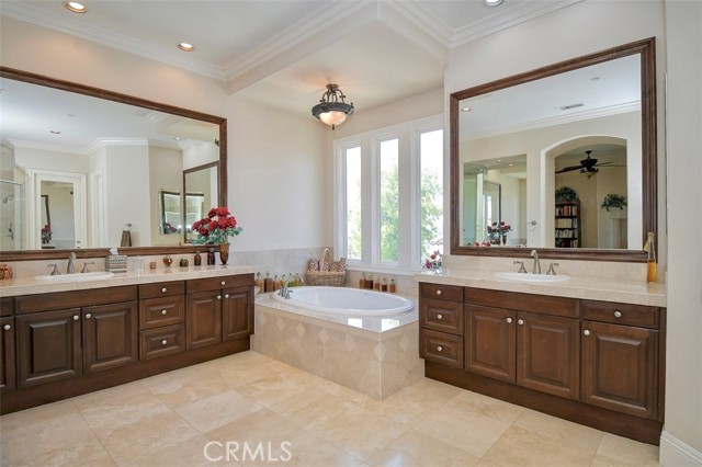 MLS #OC25199795 image #24