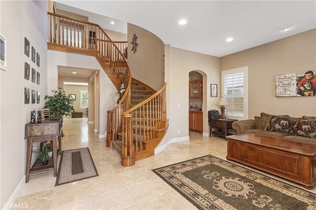 MLS #OC25199931 image #1