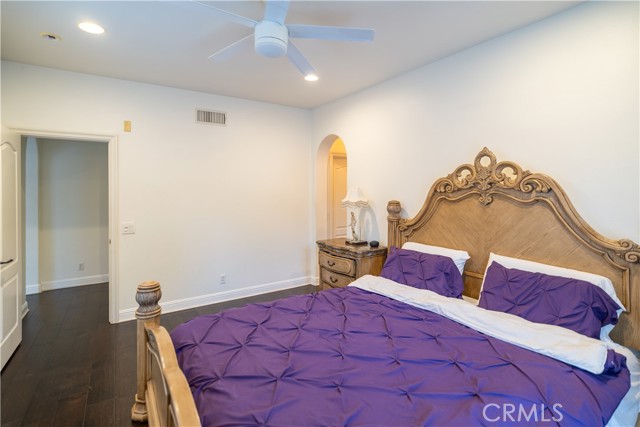 MLS #OC25199946 image #29