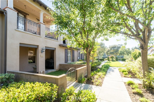 MLS #OC25199946 image #3