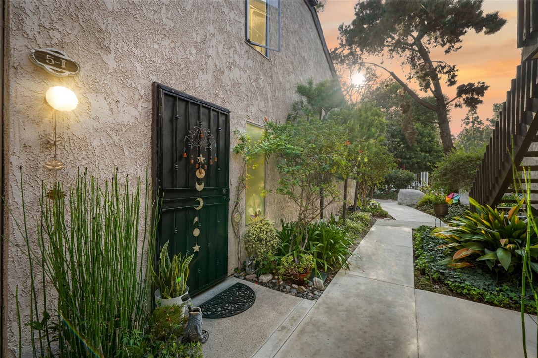 MLS #OC25200040 image #28