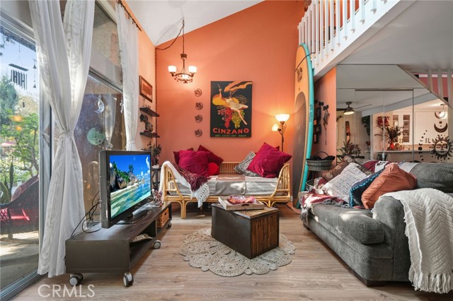 MLS #OC25200040 image #7