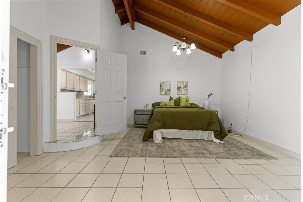 MLS #OC25200068 image #20