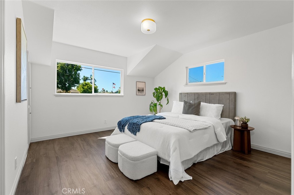 MLS #OC25200068 image #27