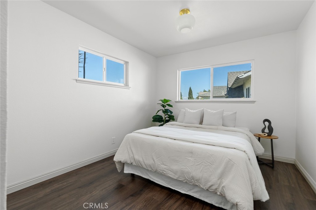 MLS #OC25200068 image #31