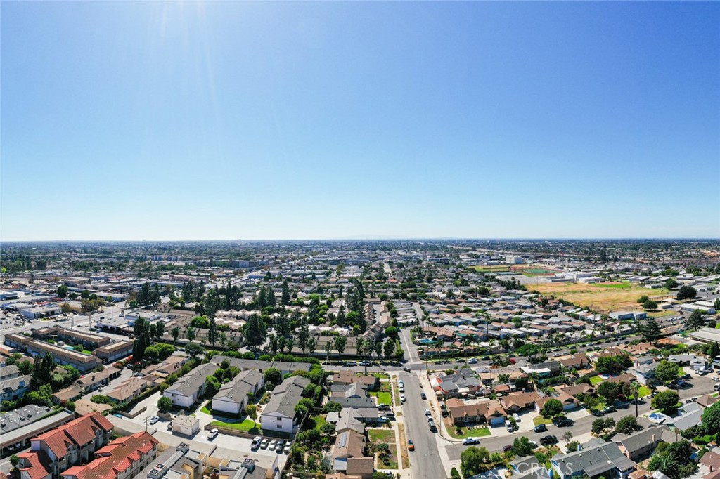 MLS #OC25200068 image #43