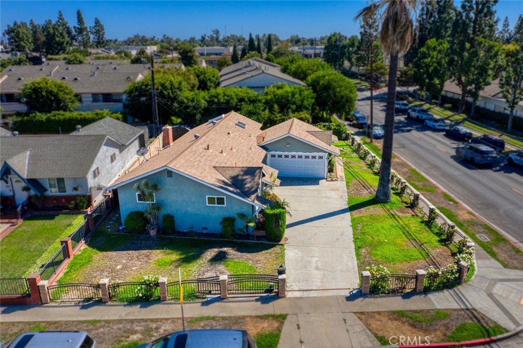 MLS #OC25200068 image #6