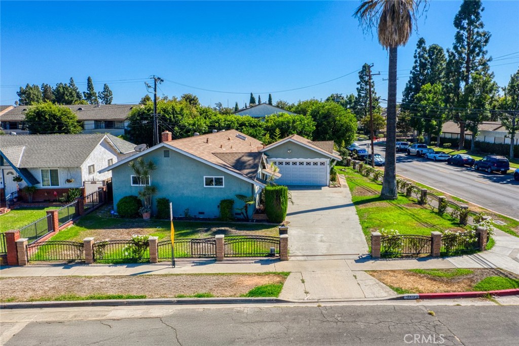 MLS #OC25200068 image #7