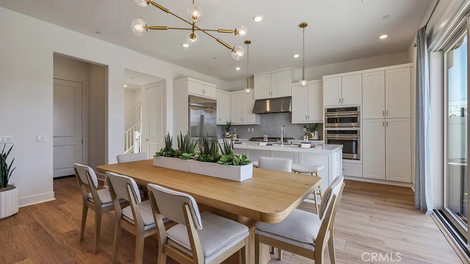 MLS #OC25200142 image #4