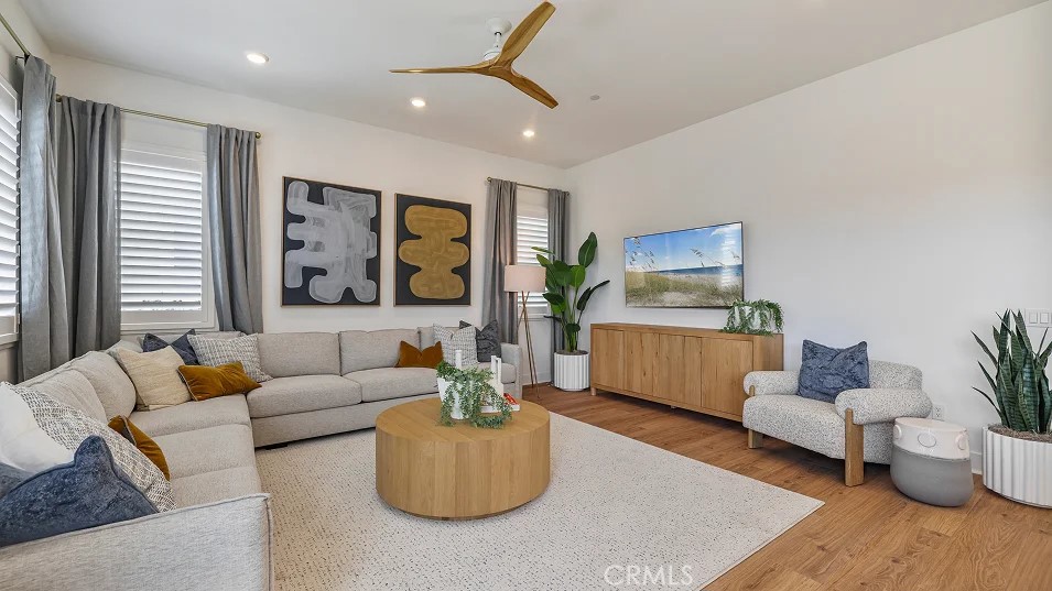 MLS #OC25200142 image #5