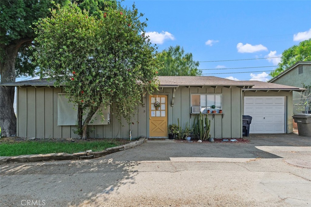 MLS #OC25200220 image #2