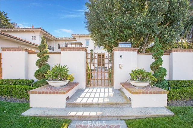 MLS #OC25200455 img 3