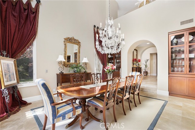 MLS #OC25200455 img 8